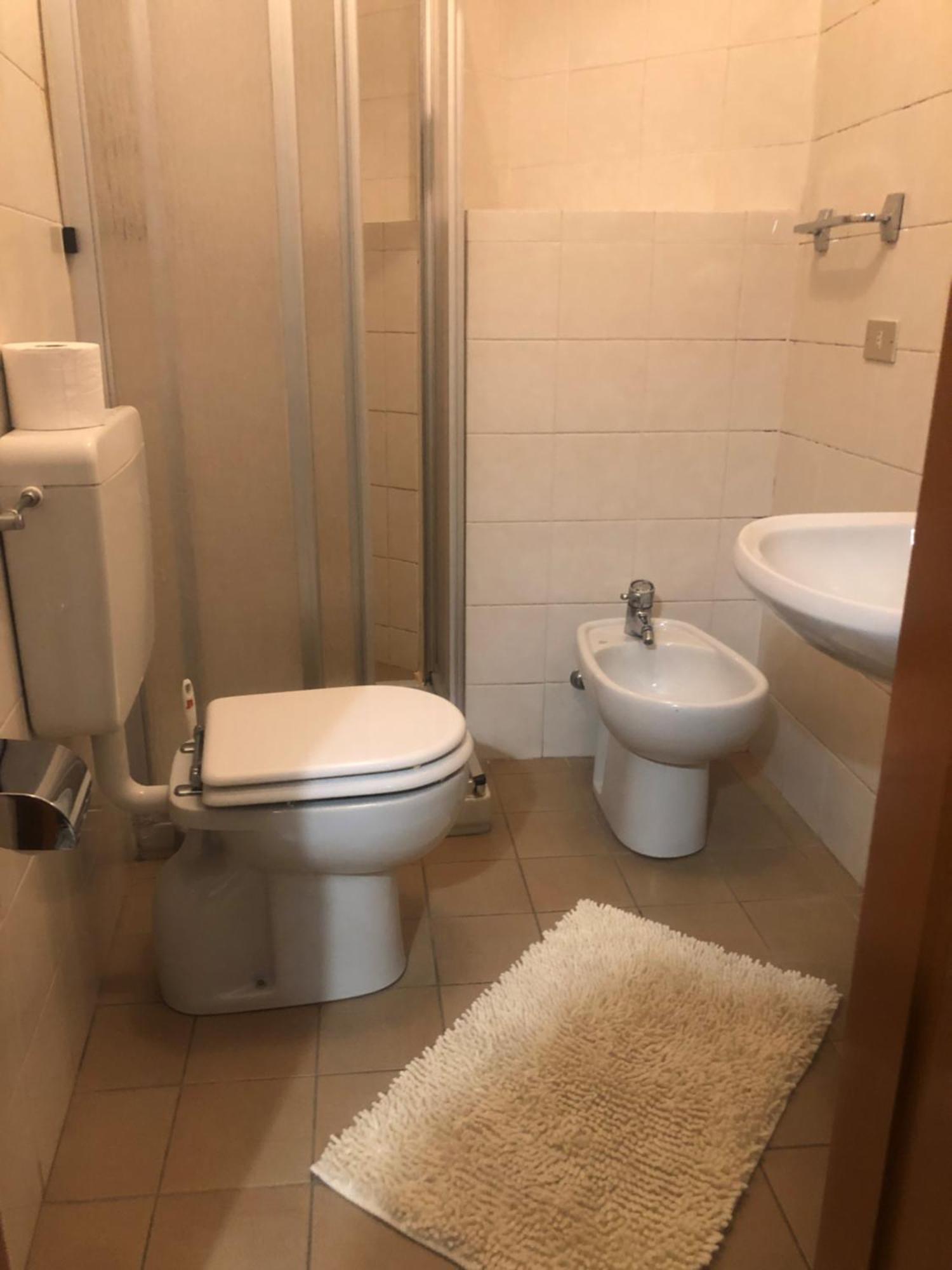 La Voglia Hotel Villanova sull'Arda Bagian luar foto
